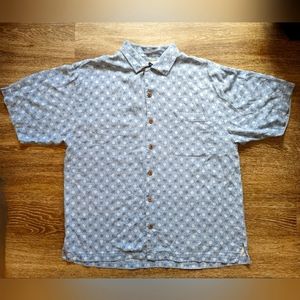 Tommy Bahama 100% Silk Collared Button Up Hawaiian Style Shirt